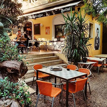 PIGNETO VILLAGE Roma Guest House Apartment *